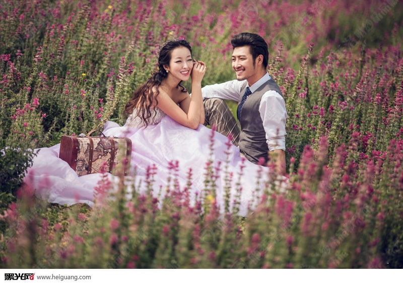 点击大图看下一张：香草绮境 婚纱摄影