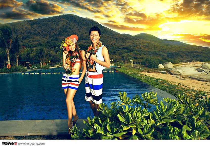 点击大图看下一张：金色夏威夷 婚纱摄影