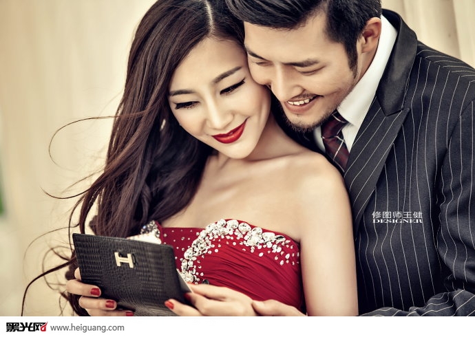 点击大图看下一张：罗马的天空 婚纱摄影