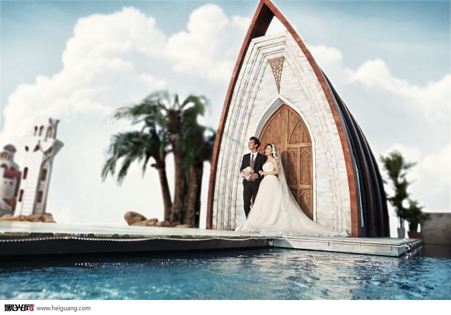 点击大图看下一张：伯爵庄园 婚纱摄影