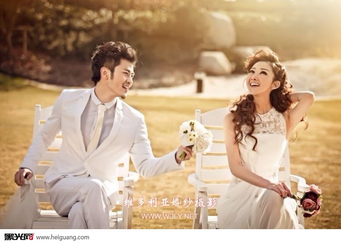 点击大图看下一张：夕阳蜜意 婚纱摄影