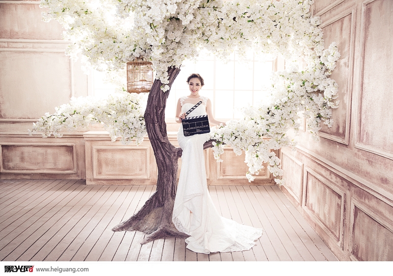 点击大图看下一张：我想你 婚纱摄影