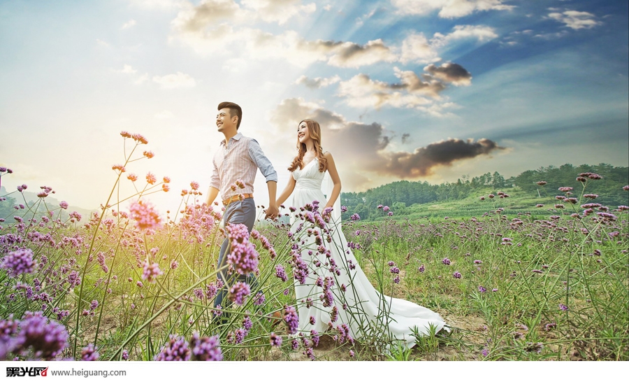 点击大图看下一张：花香 婚纱摄影