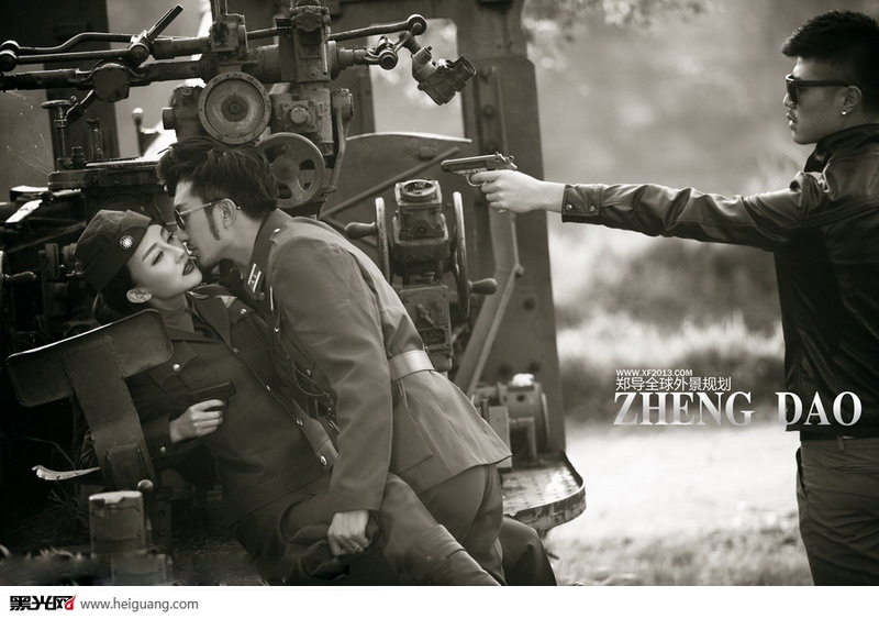 点击大图看下一张：迷情特工 婚纱摄影