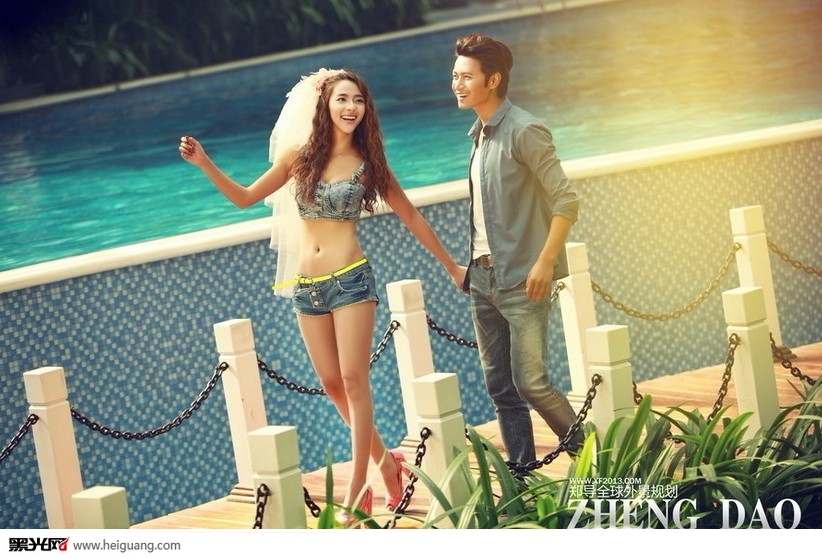 点击大图看下一张：花园恋曲 婚纱摄影