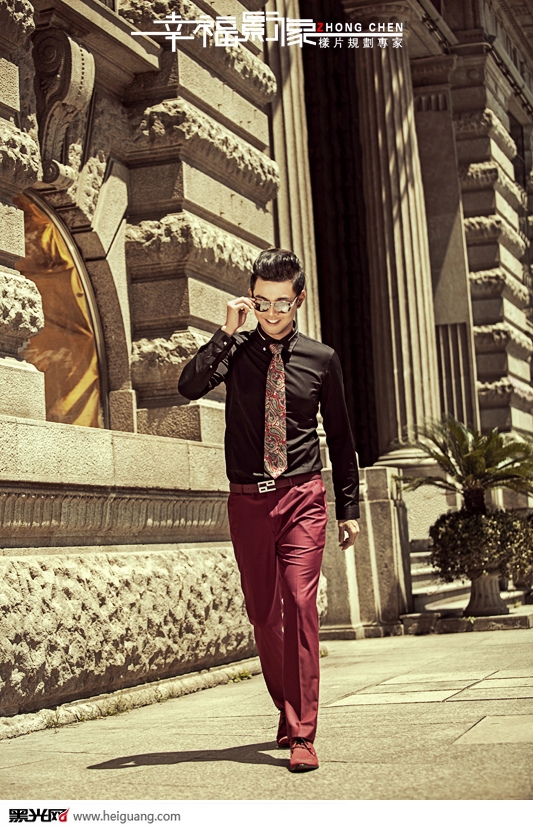 点击大图看下一张：维多利亚 婚纱摄影