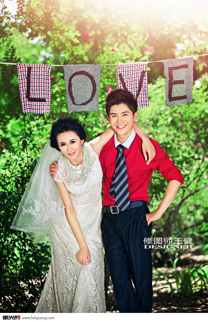 点击大图看下一张：幸福时光 婚纱摄影