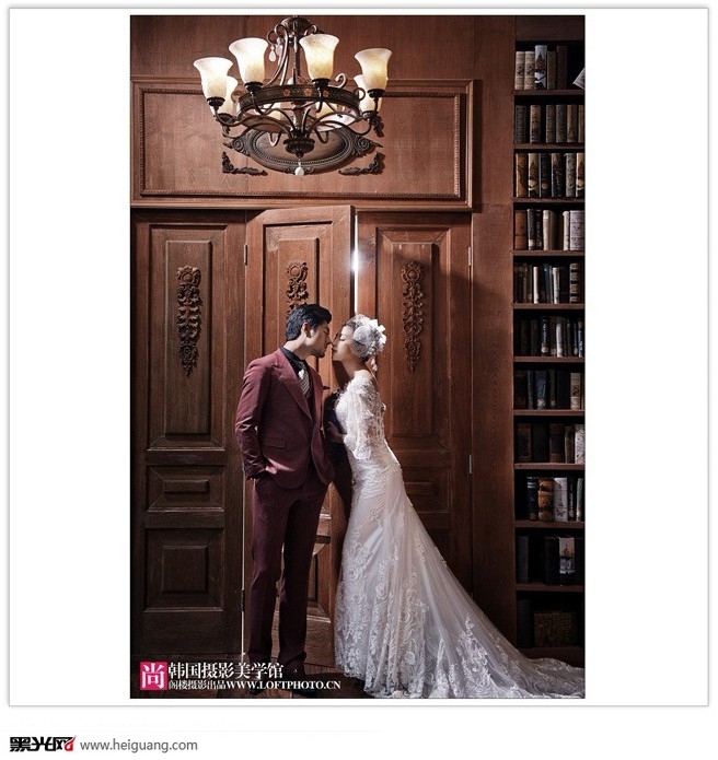 点击大图看下一张:伯爵书房 婚纱摄影