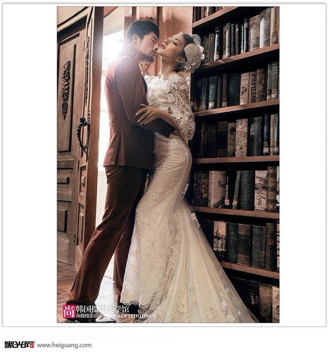点击大图看下一张：伯爵书房 婚纱摄影
