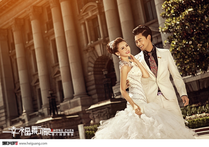 点击大图看下一张：江漢關 婚纱摄影