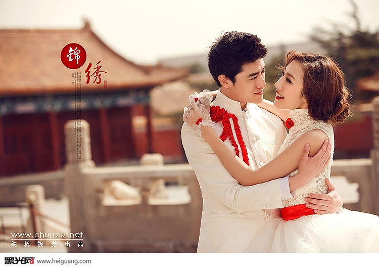 点击大图看下一张：锦绣 婚纱摄影