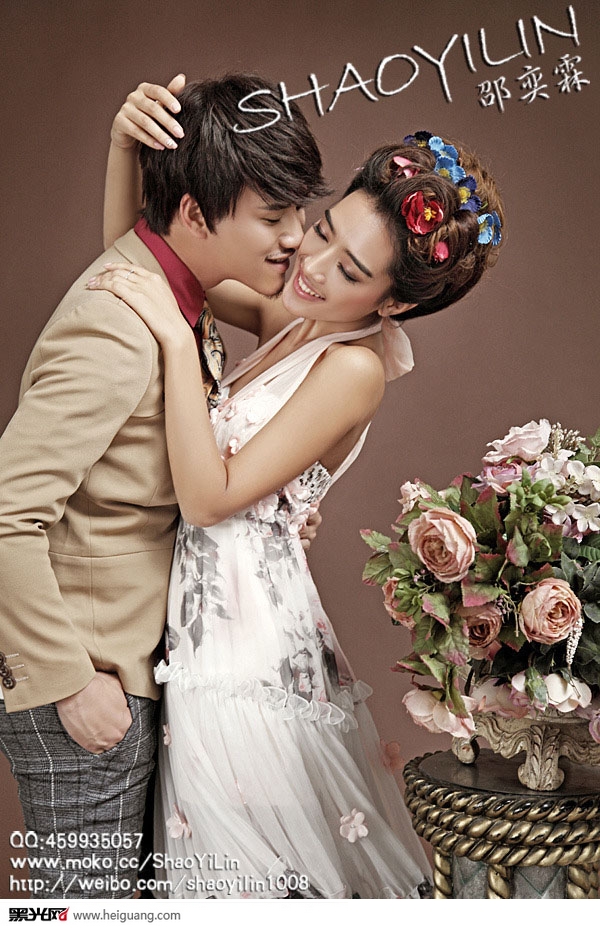 点击大图看下一张：童话的爱 婚纱摄影
