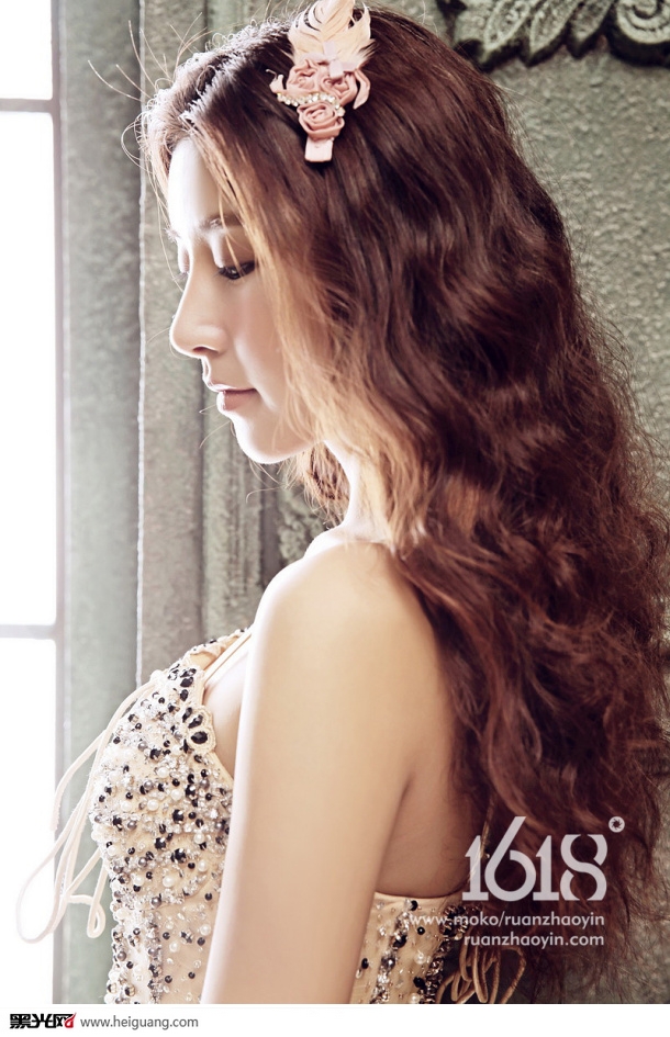 点击大图看下一张:华丽的爱情 婚纱摄影