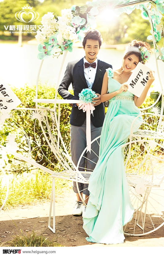 点击大图看下一张：法式浪漫 婚纱摄影