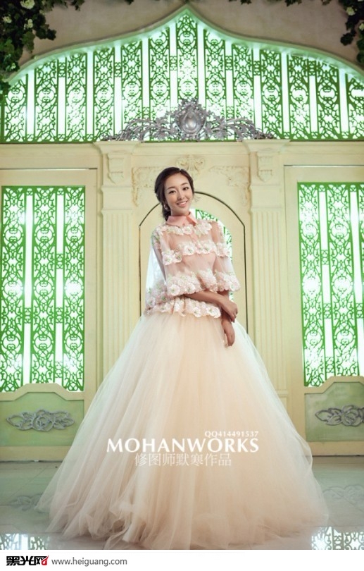 点击大图看下一张:宫延之恋 婚纱摄影
