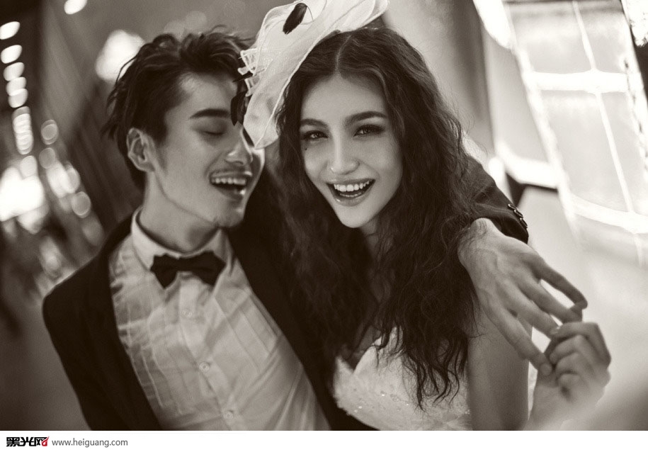 点击大图看下一张：Happiness 婚纱摄影