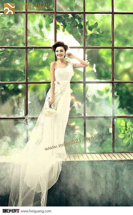 点击大图看下一张:午后布拉格 婚纱摄影