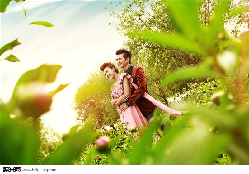 点击大图看下一张:满满都是爱 婚纱摄影