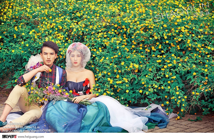 点击大图看下一张:花镜的爱 婚纱摄影