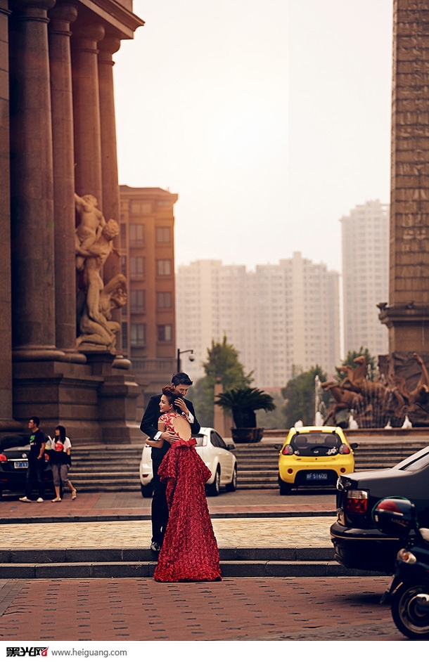 点击大图看下一张:在路上 婚纱摄影