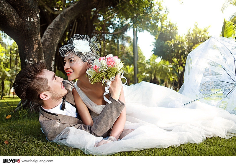 点击大图看下一张:欧式 婚纱摄影