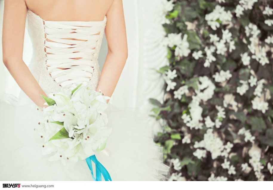 点击大图看下一张：谢谢你的爱 婚纱摄影