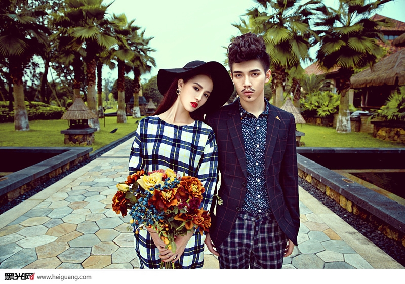 点击大图看下一张：fashion 婚纱摄影