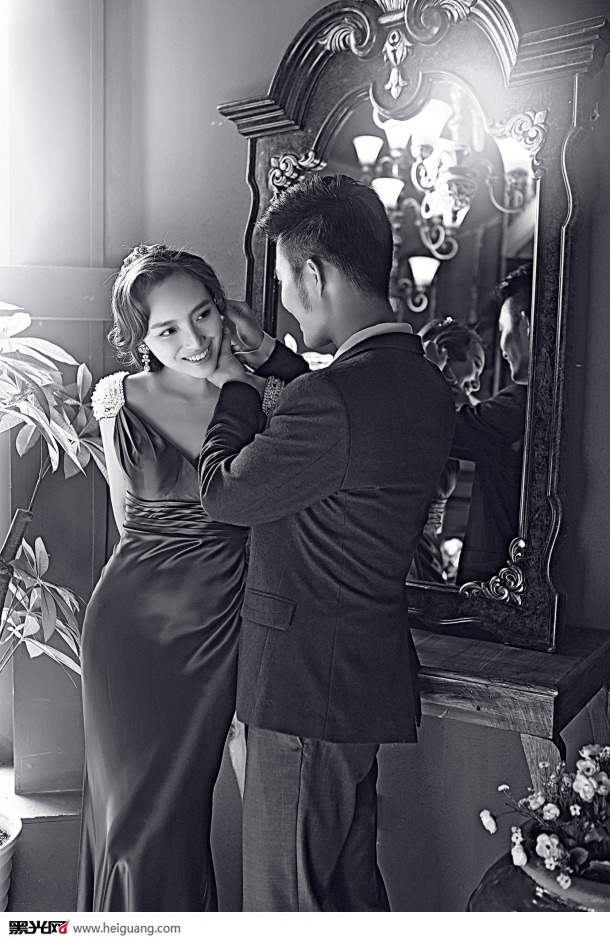 点击大图看下一张:爱情主义 婚纱摄影