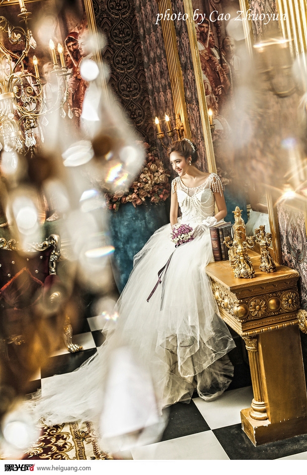 点击大图看下一张：永恒爱恋 婚纱摄影