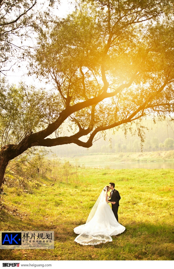 点击大图看下一张:幸福的爱 婚纱摄影