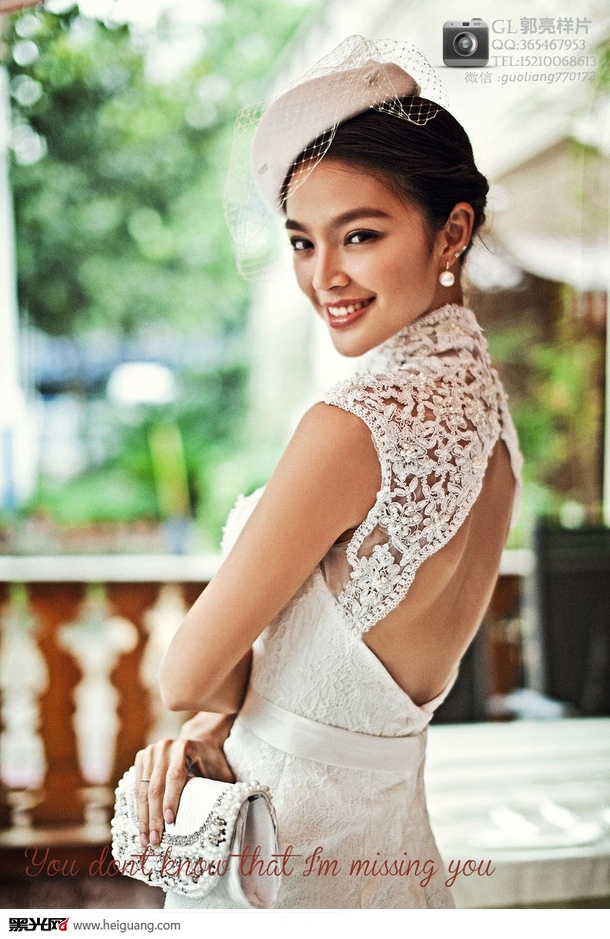 点击大图看下一张:时尚新娘 婚纱摄影