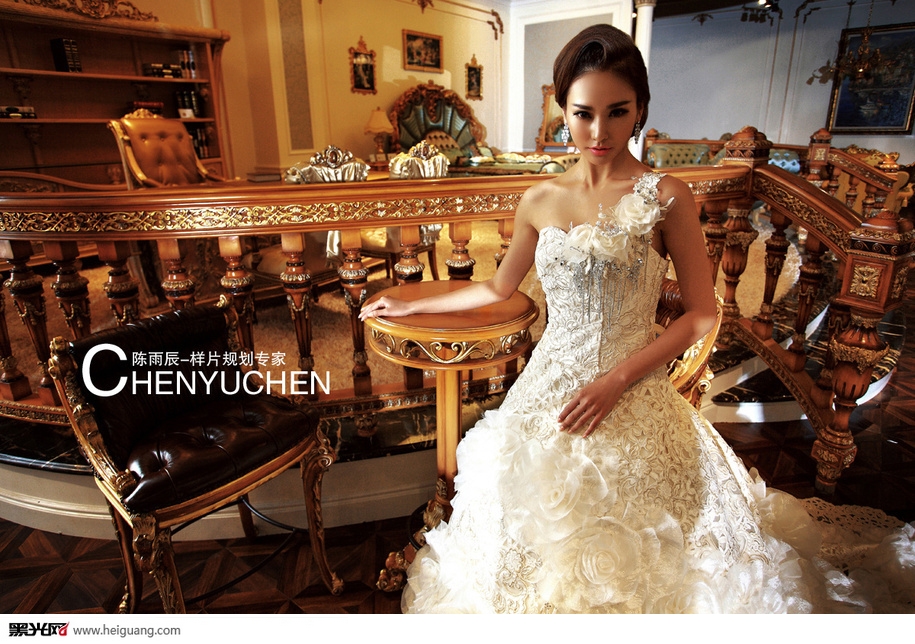 点击大图看下一张：罗密欧的婚礼 婚纱摄影