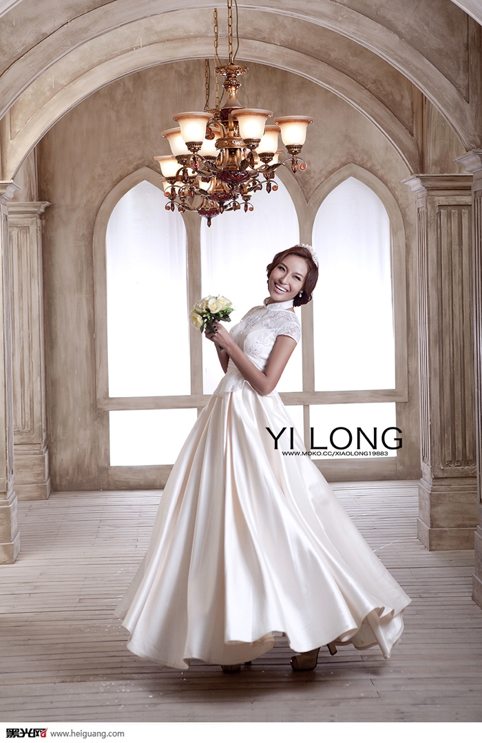 点击大图看下一张：永恒爱 婚纱摄影