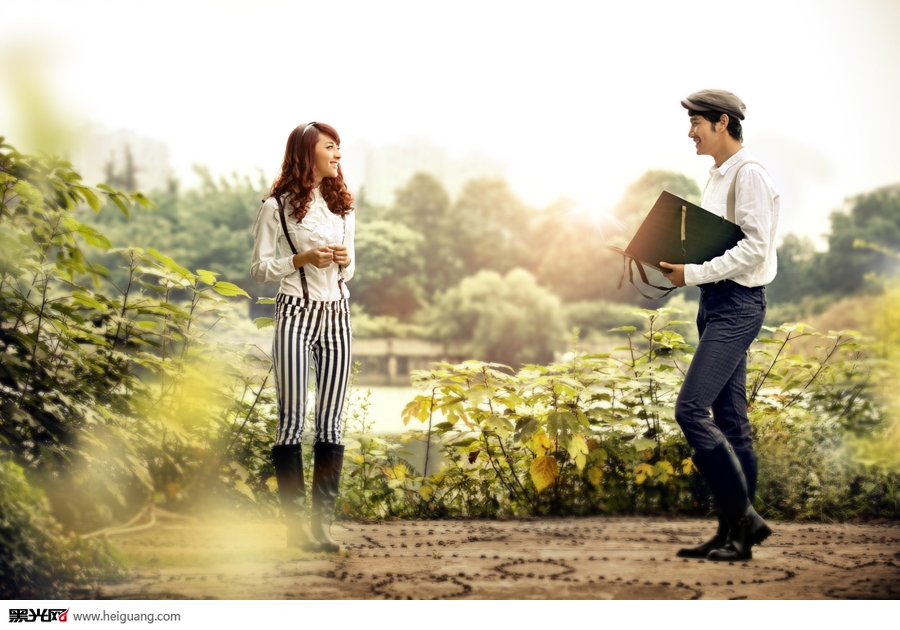 点击大图看下一张：英伦风 婚纱摄影