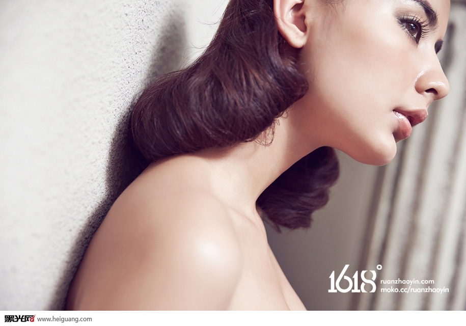 点击大图看下一张：相遇 婚纱摄影