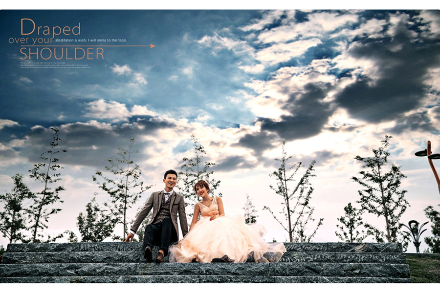 点击大图看下一张：世博园之约 婚纱摄影