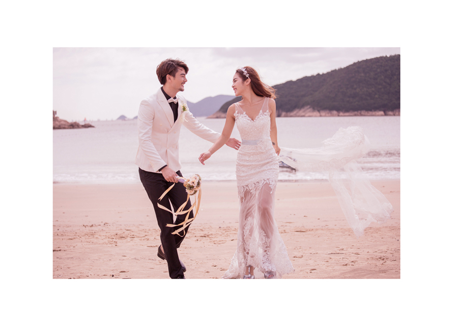 点击大图看下一张：海边的浪漫 婚纱摄影