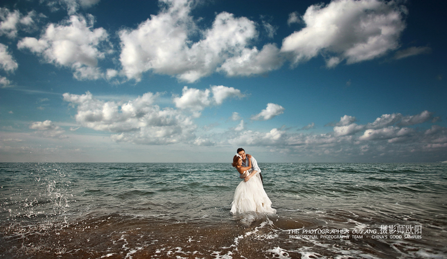 点击大图看下一张：海之吻 婚纱摄影