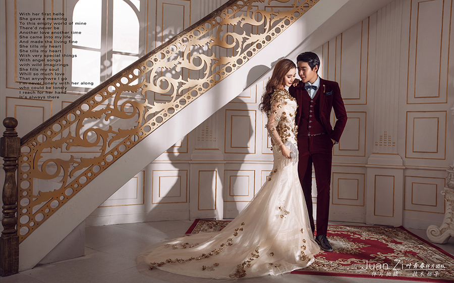 点击大图看下一张:英伦风 婚纱摄影