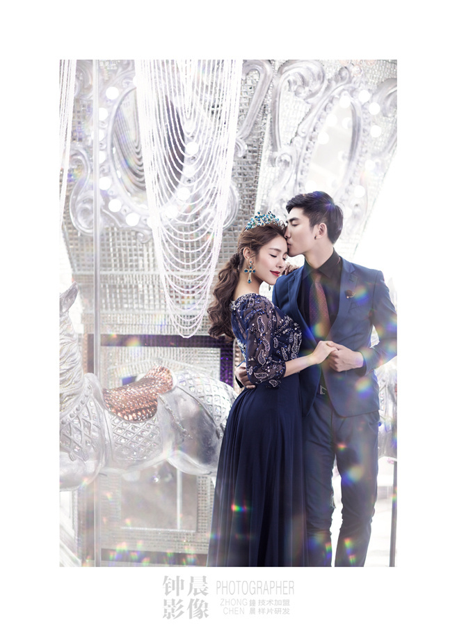 点击大图看下一张:时光吟唱 婚纱摄影