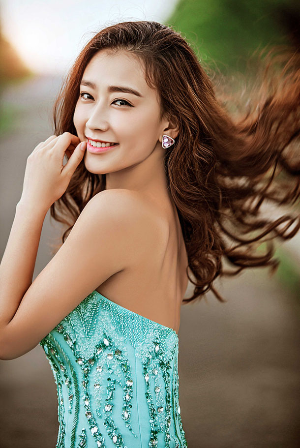 点击大图看下一张:在你左右 婚纱摄影