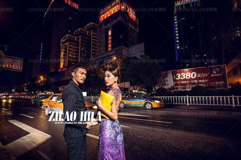 点击大图看下一张：夜色 婚纱摄影