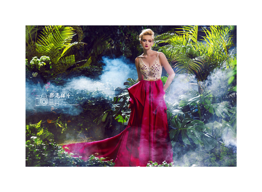 点击大图看下一张：梦境 婚纱摄影