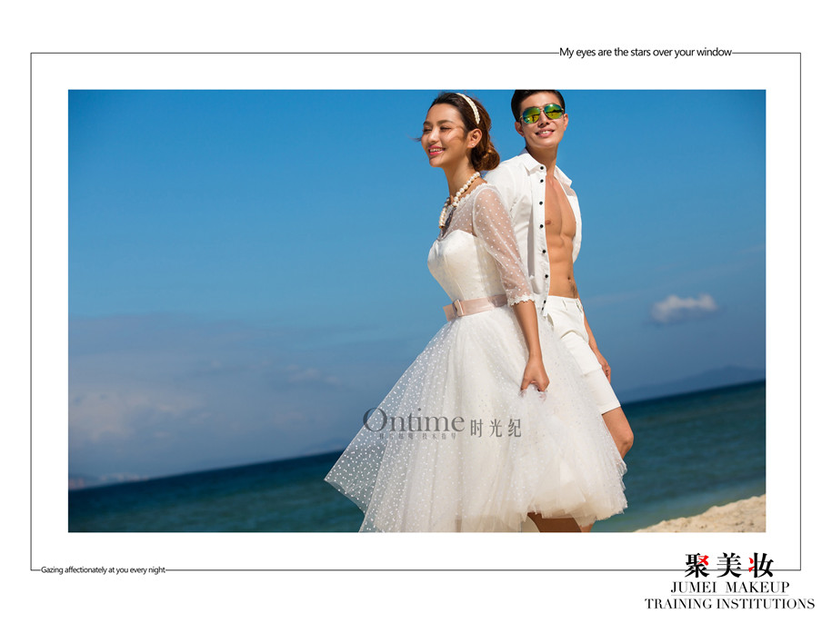 点击大图看下一张：一起来冲浪 婚纱摄影