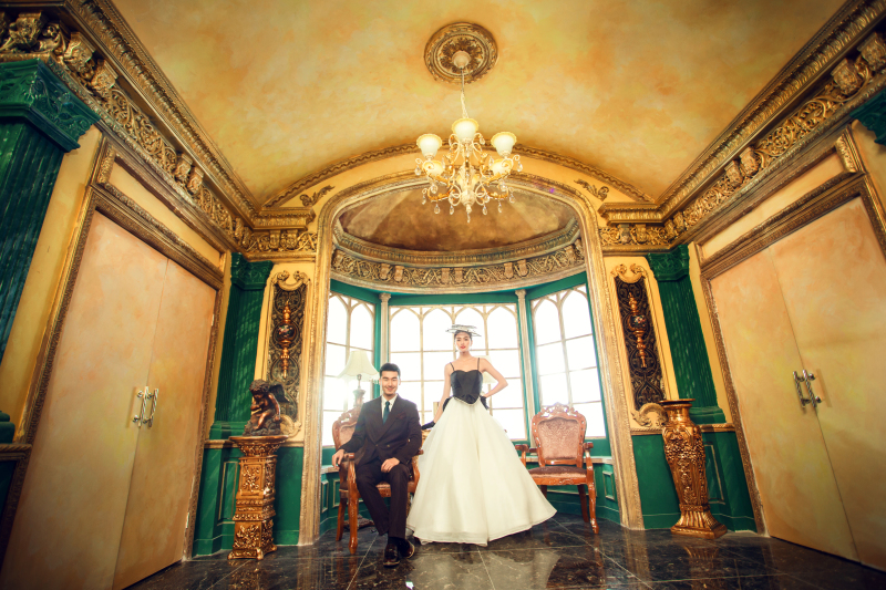 点击大图看下一张：公爵夫人 婚纱摄影