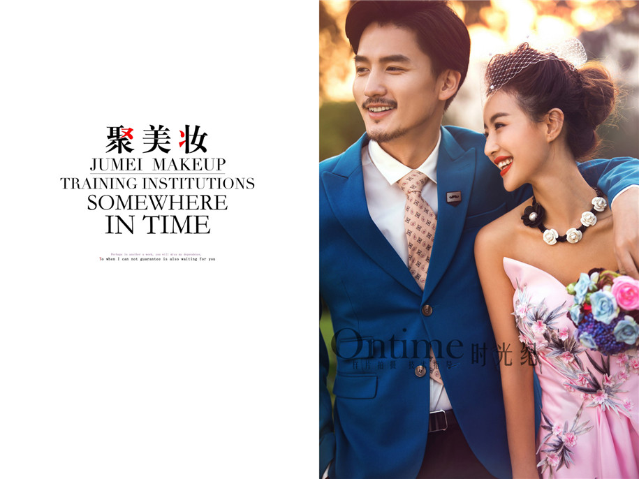 点击大图看下一张：亲昵 婚纱摄影