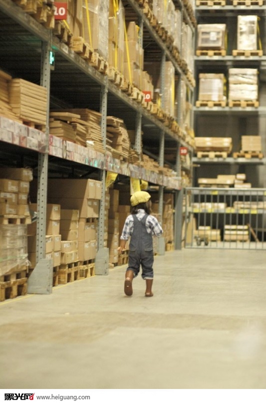 点击大图看下一张：劳动快乐 萝莉至上 儿童摄影