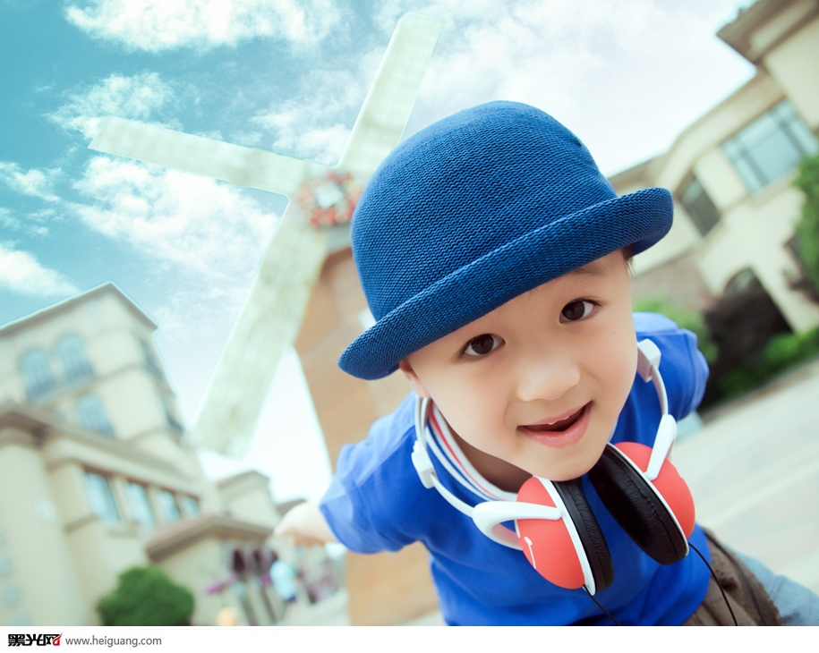 点击大图看下一张:时尚快乐宝贝 儿童摄影