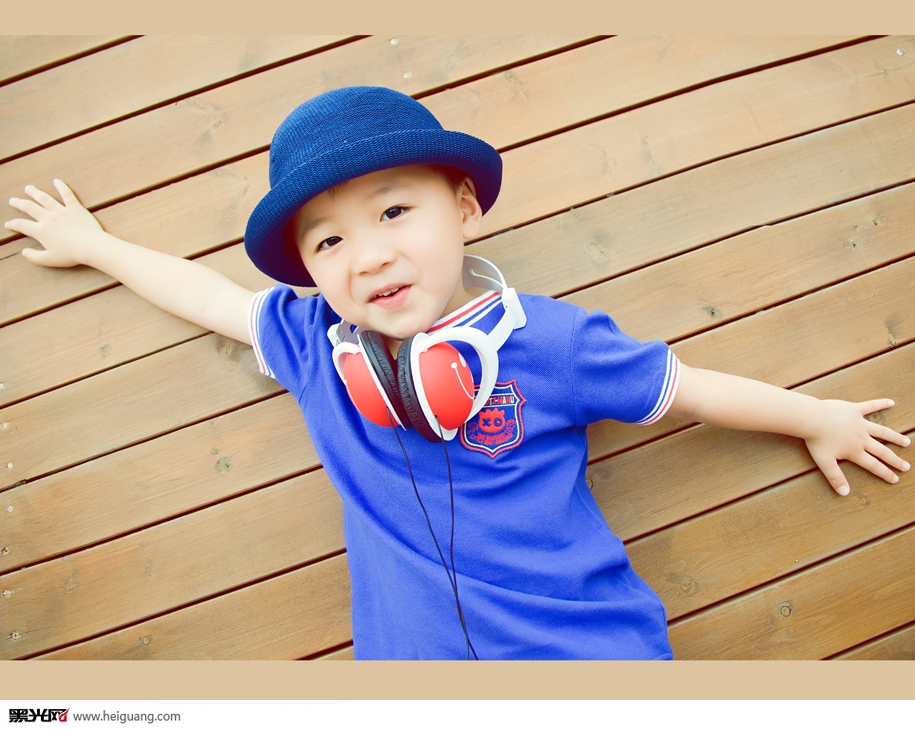 点击大图看下一张:时尚快乐宝贝 儿童摄影