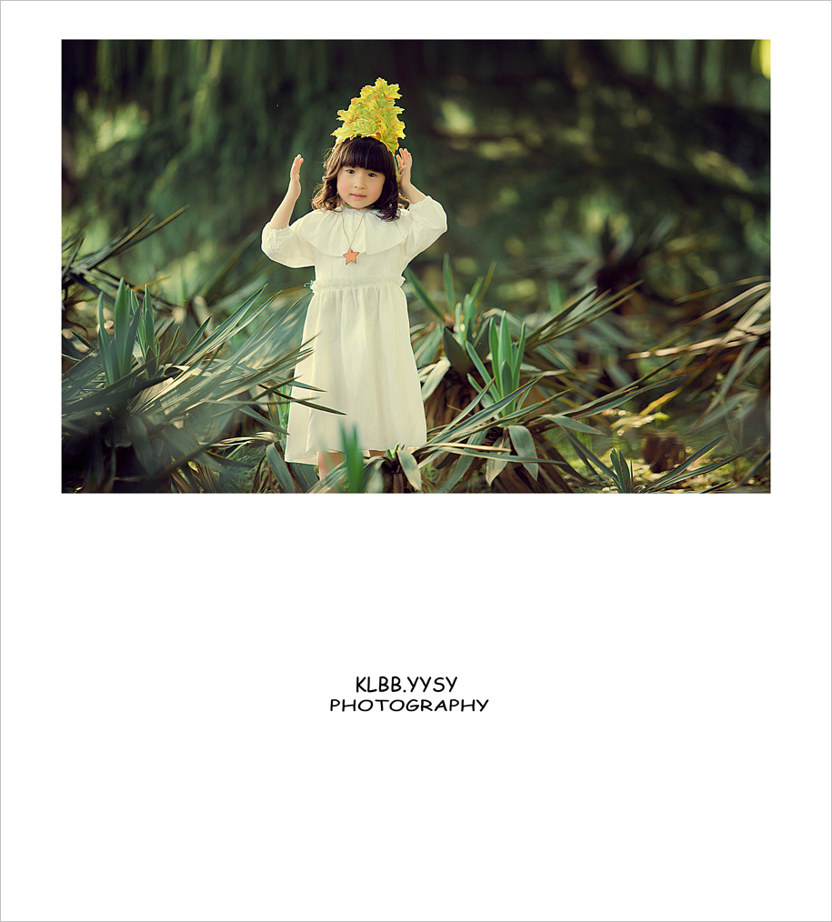 点击大图看下一张：Forest princess 儿童摄影